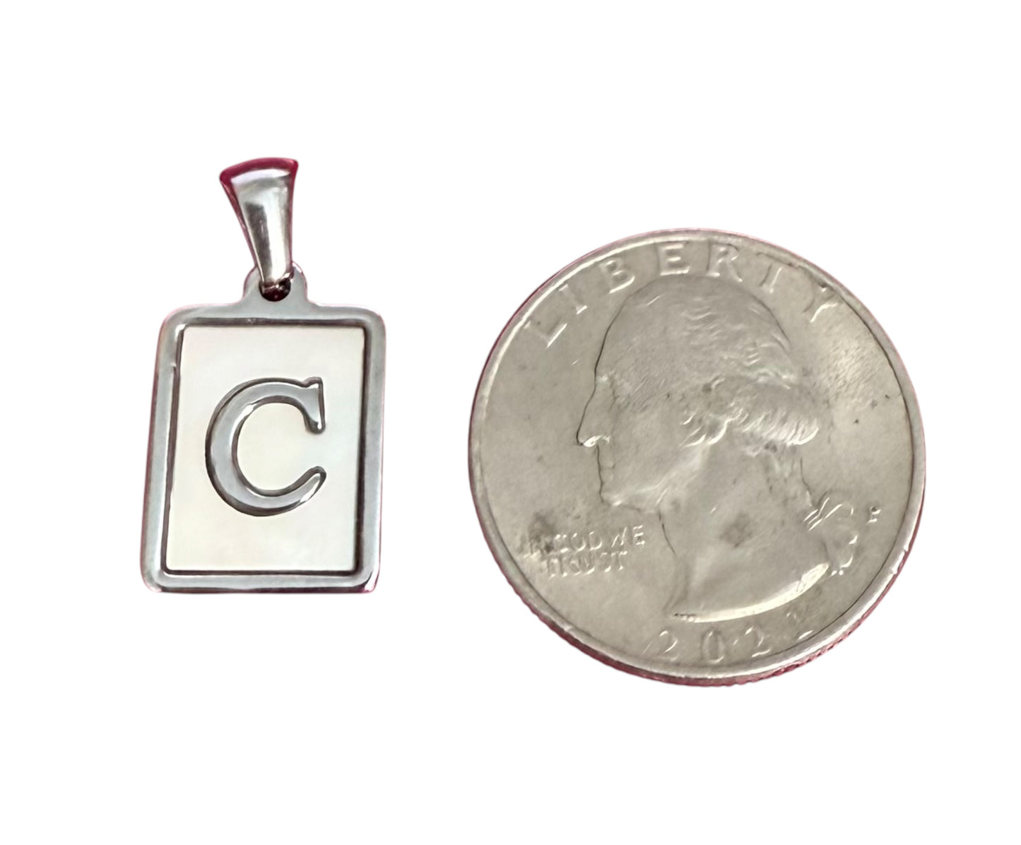 Inicial del Nombre Plateada
Letra C