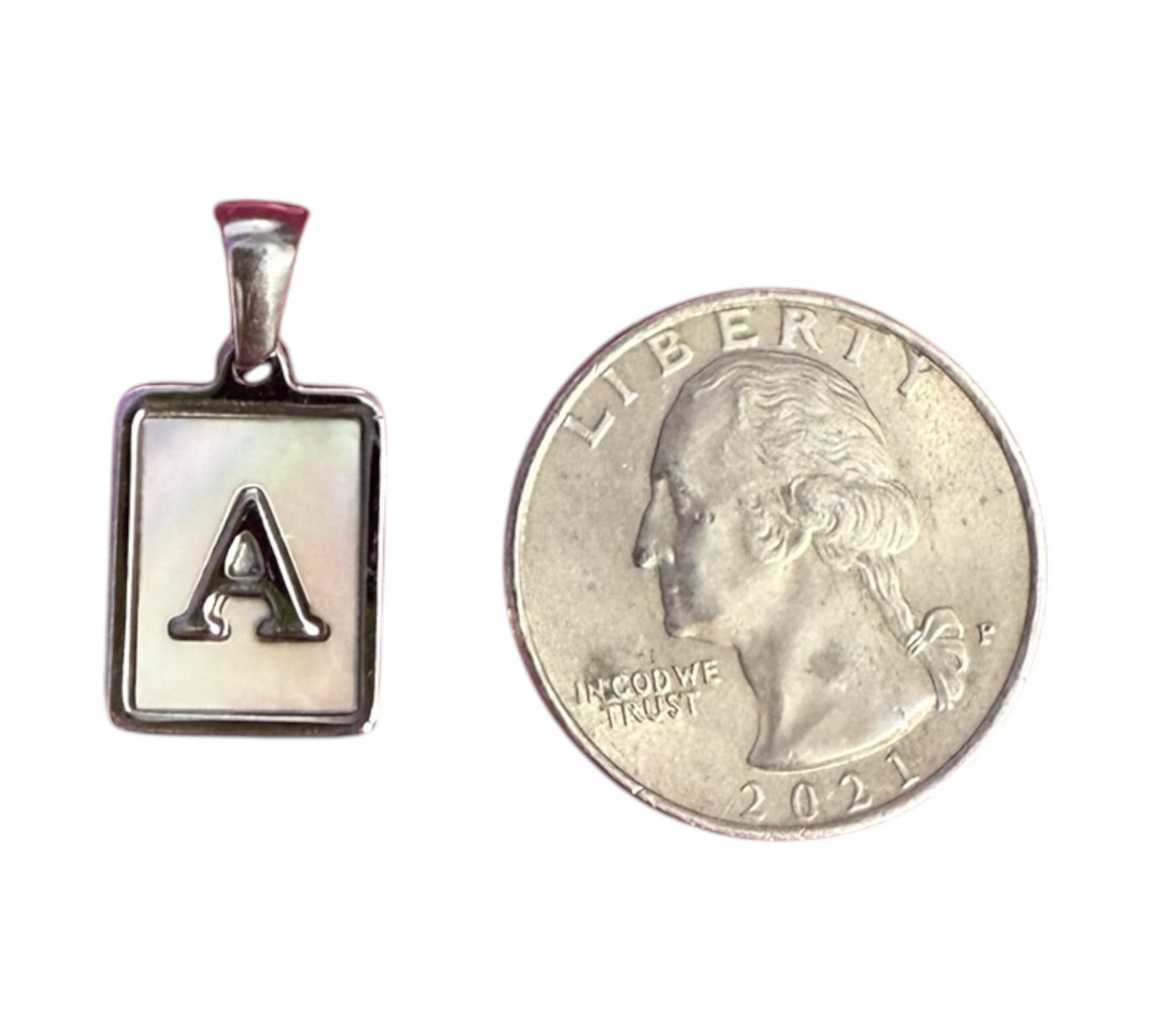 Inicial del Nombre Plateada
Letra A