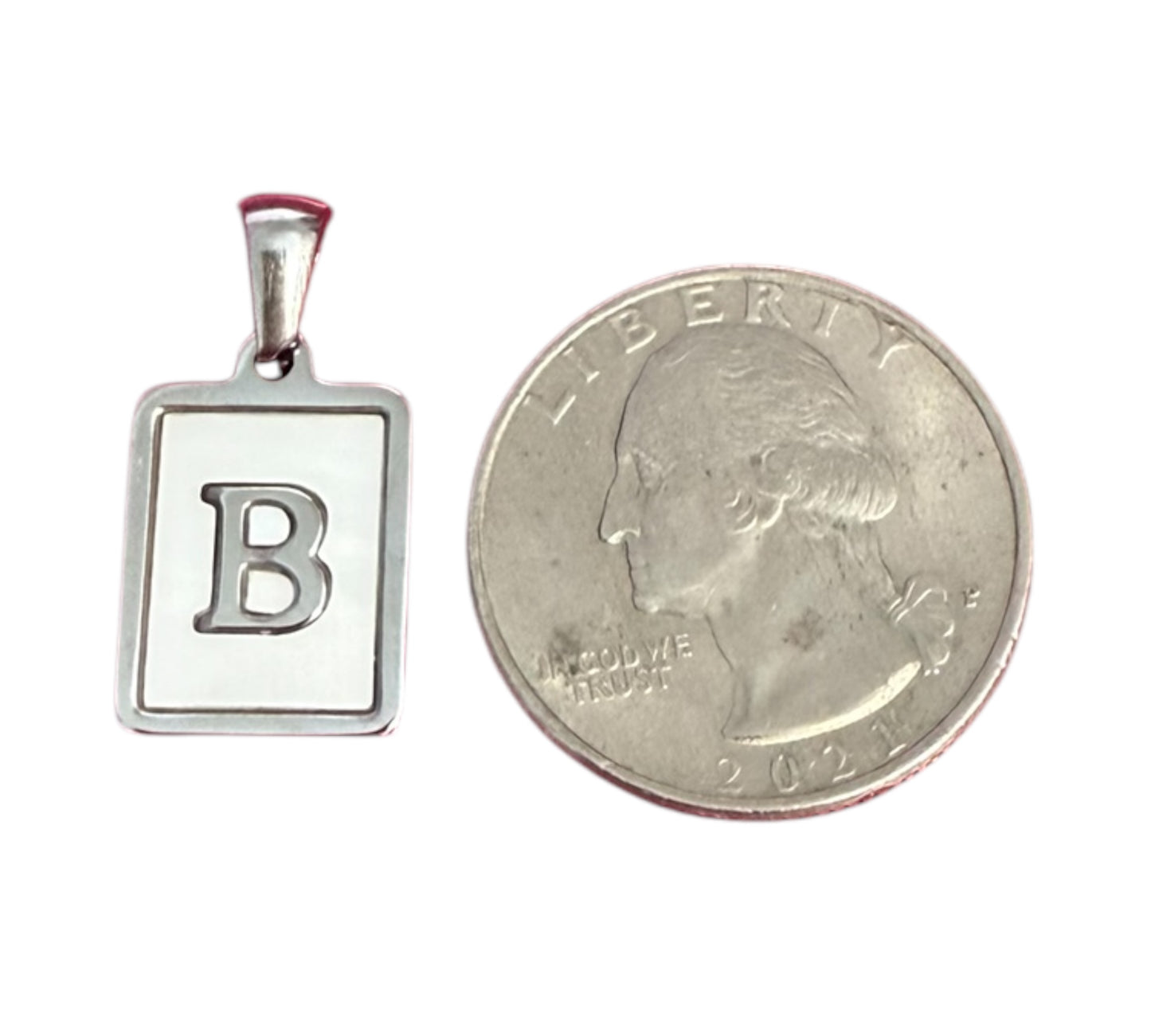 Inicial del Nombre Plateada
 Letra B