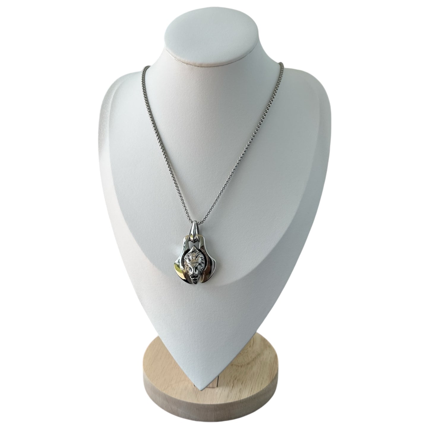 Collar Leon Plateado