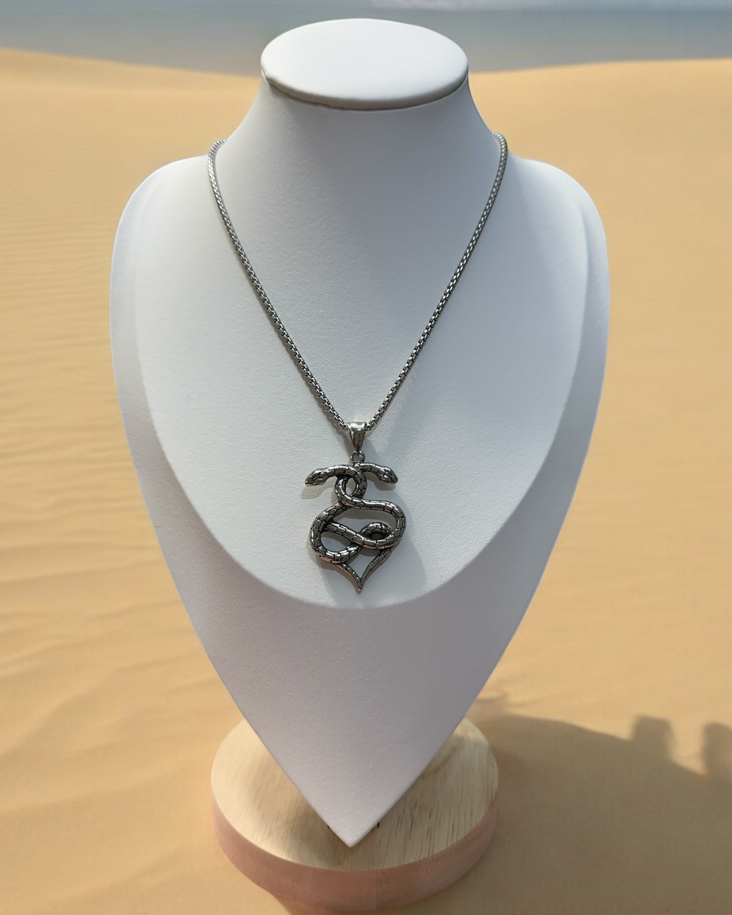 Collar Dos Serpientes en Plateado