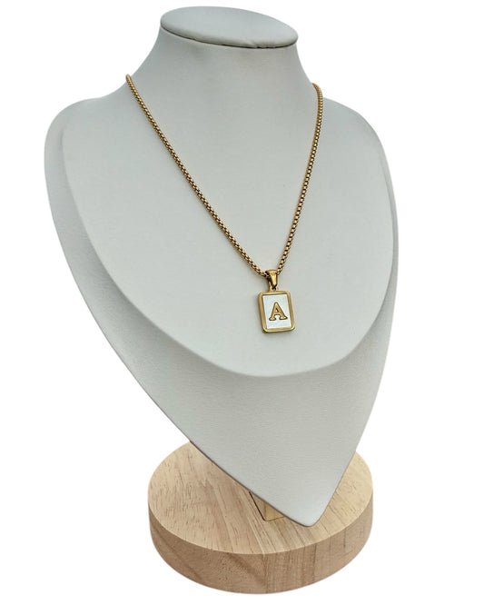 Inicial del Nombre Dorada
 Letra A