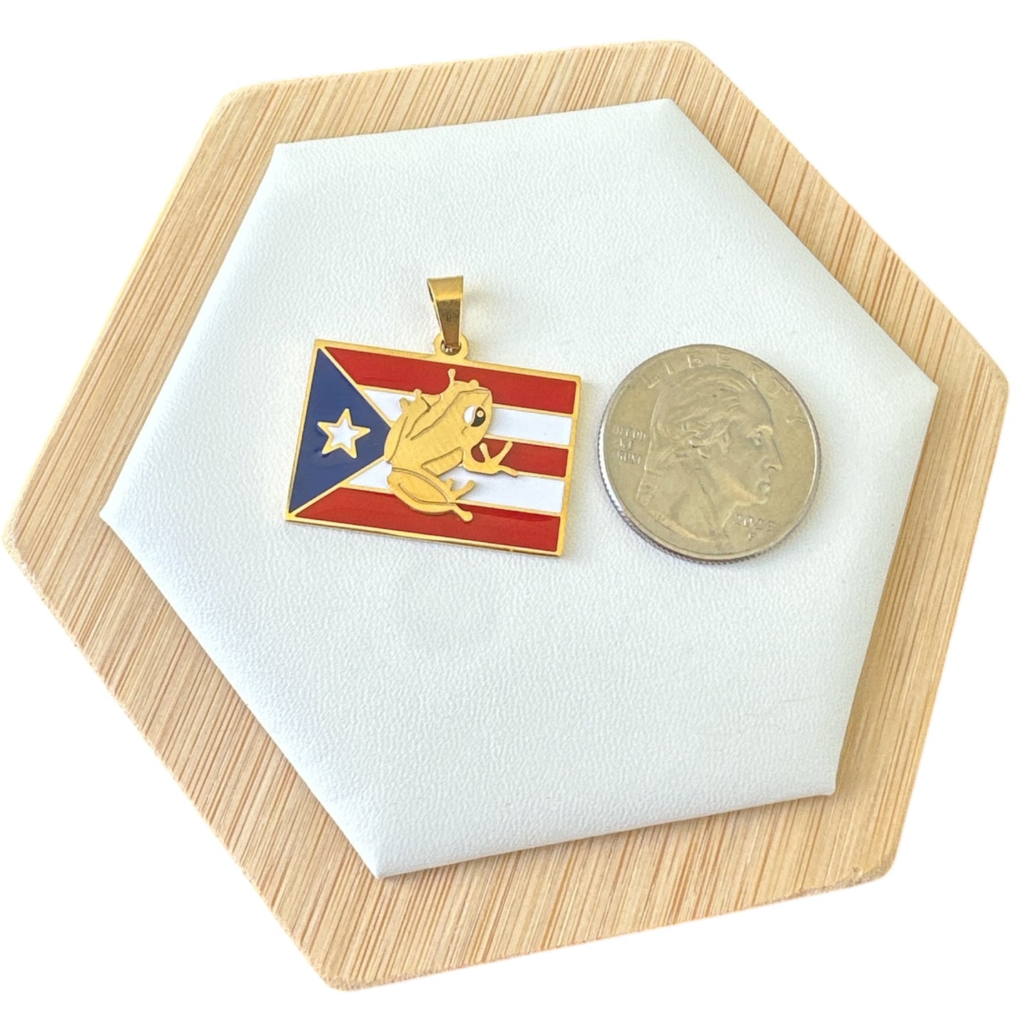 Collar Bandera Coqui Taino Dorado