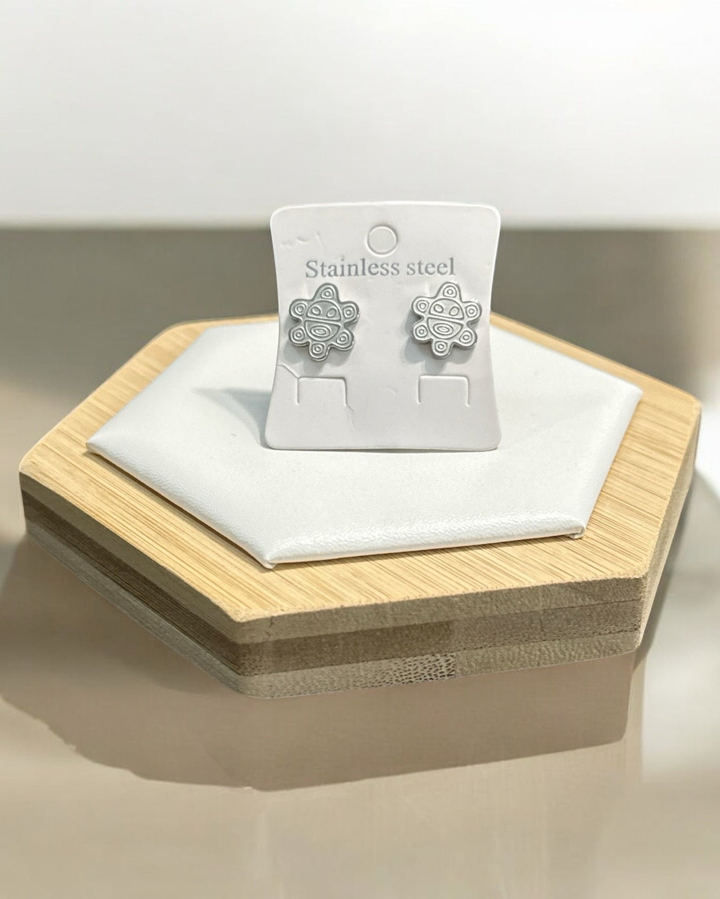 Set Sol Taino Plateado (Collar, Pulsera y Aretes)