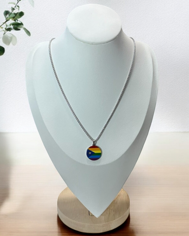 Collar Orgullo Gay Plateado