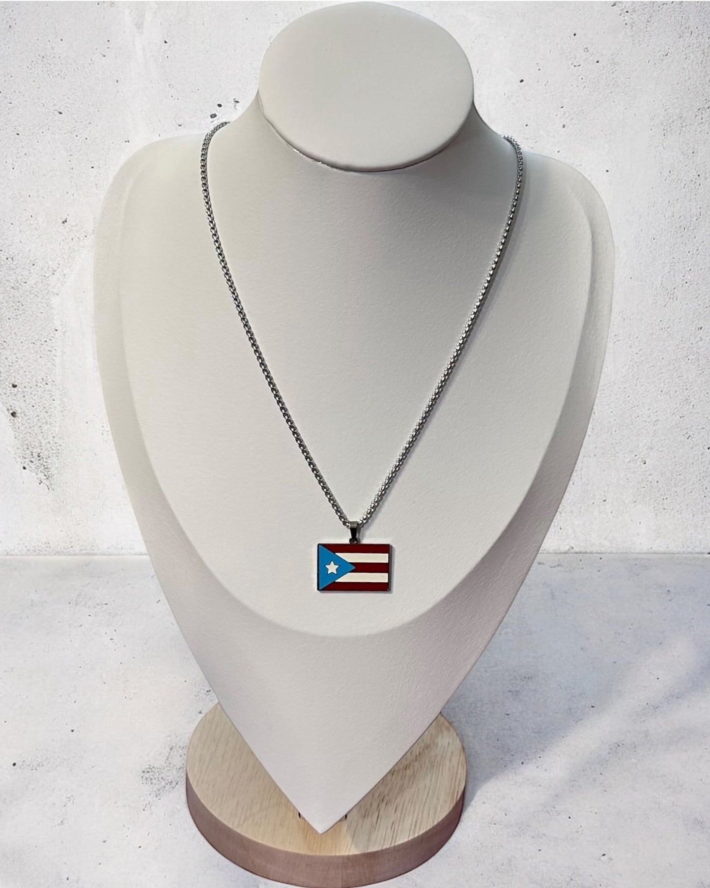 Bandera de P.R. Rectangular Multi en Plateado