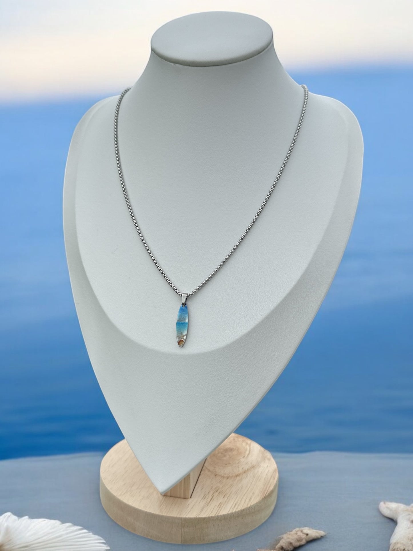 Collar Playa y Arena Surfing en Plateado