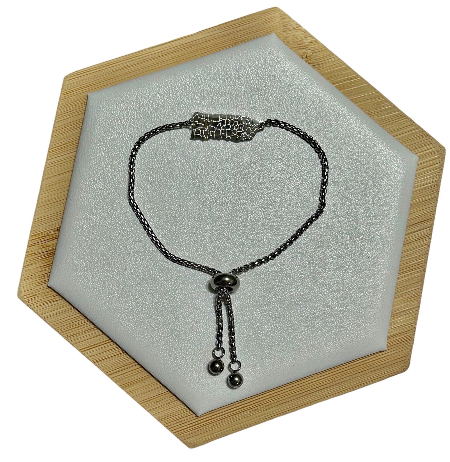 Pulsera Mapa con Corazón Plateada