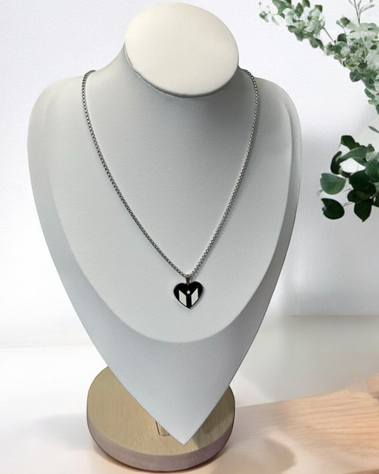 Bandera Corazón Blanca/Negra en Plateado