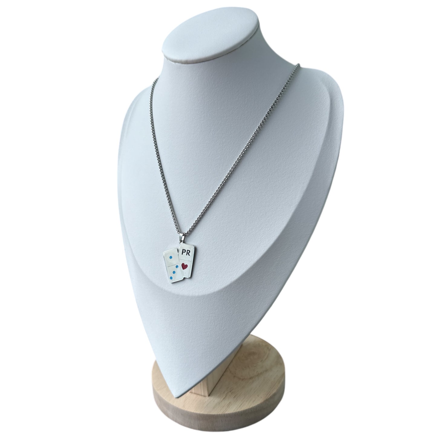 Collar Ficha de Dominos con los Colores de la Bandera de PR.