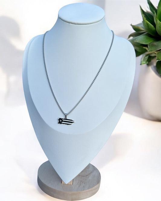Collar Mapa PR Blanco/Negro en Plateado