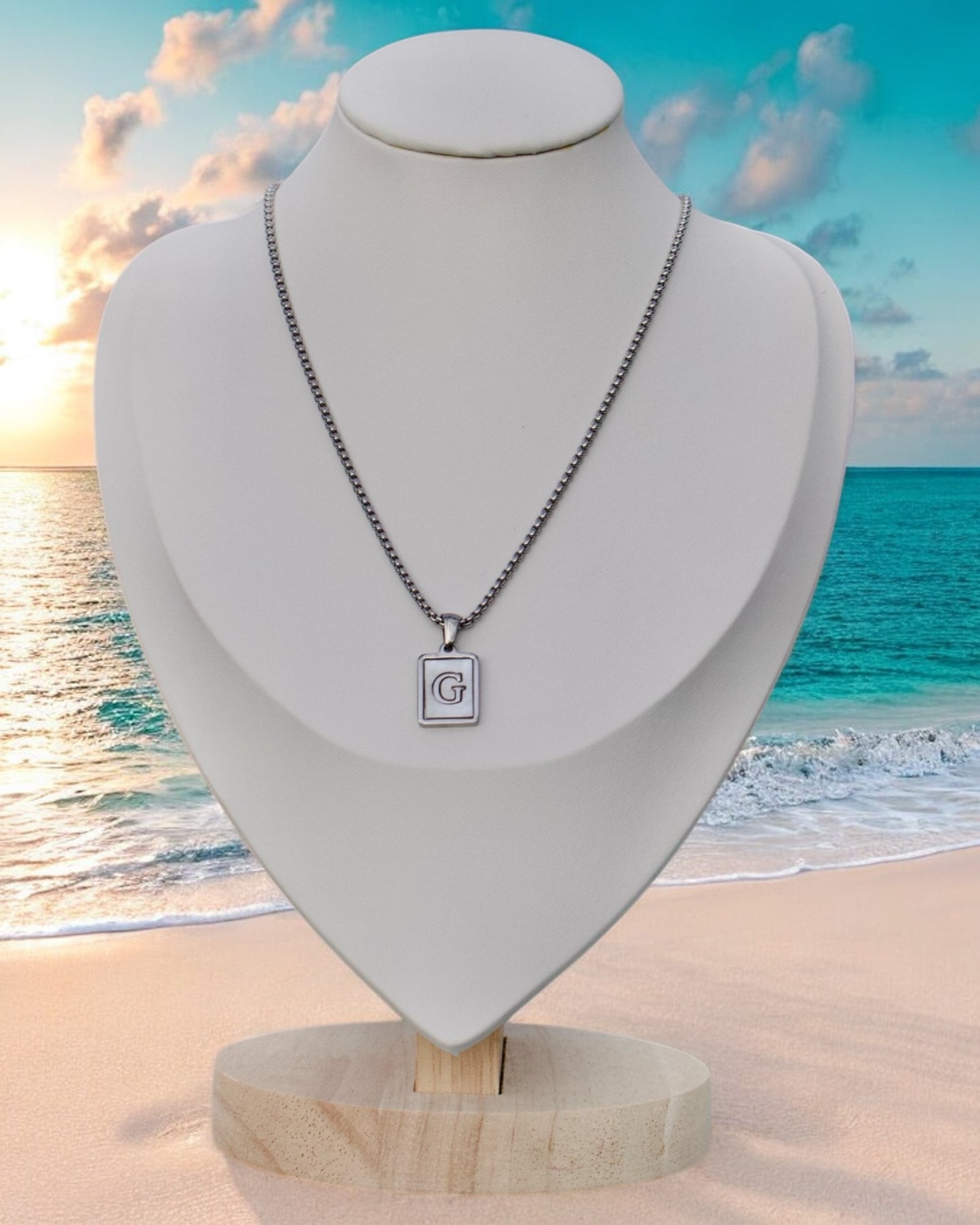 Inicial del Nombre Plateada
 Letra G