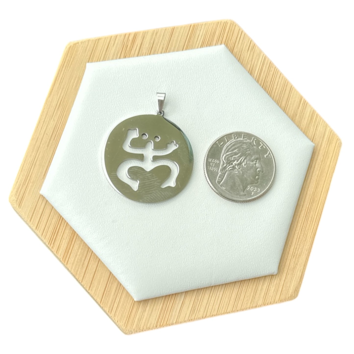 Collar Coqui Taíno Plateado (Grande)