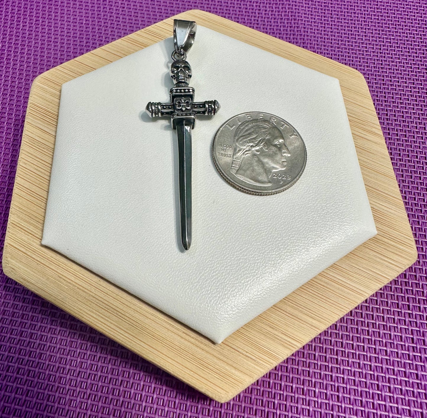 Collar Esqueleto Lanza